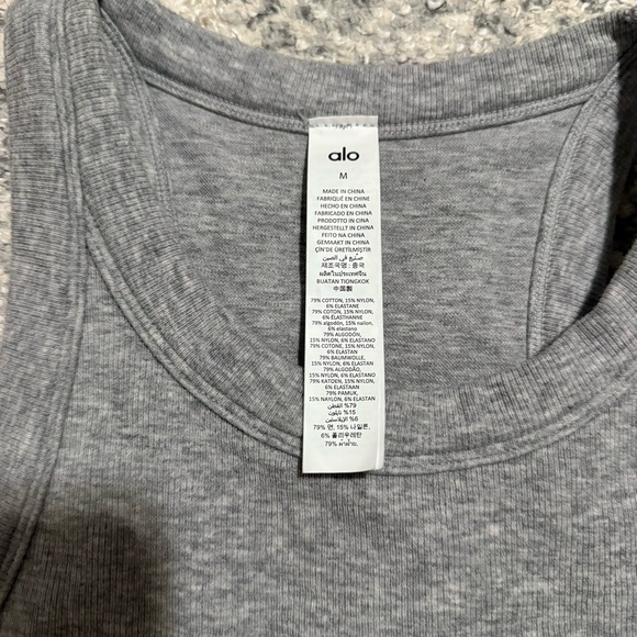 Alo Seamless Delight High Neck - Picture 3 of 3